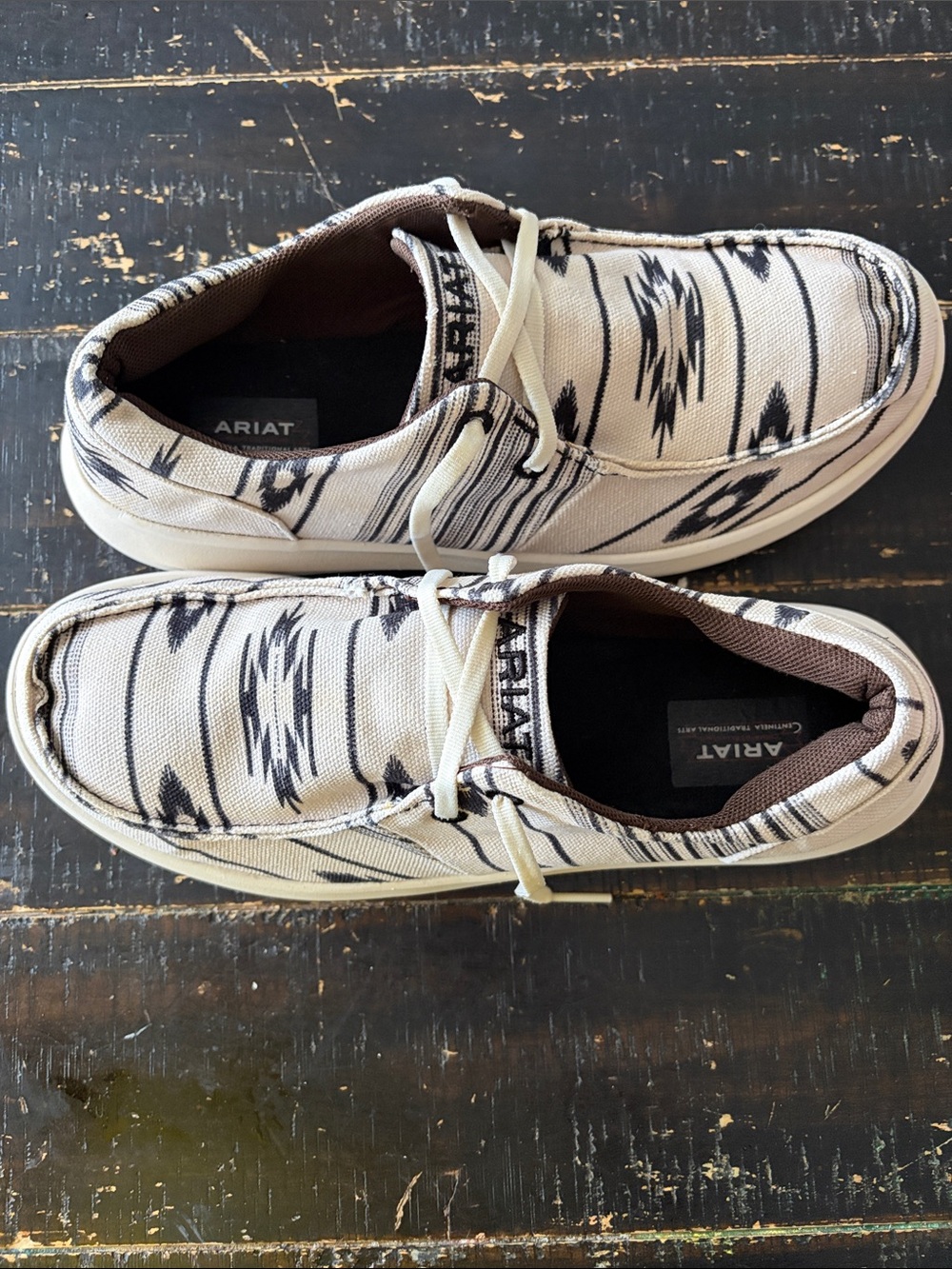 Ariat Cream Cristokey Features Canvas Slip-On Sneakers with Black Tribal Print - Picture 3 of 7